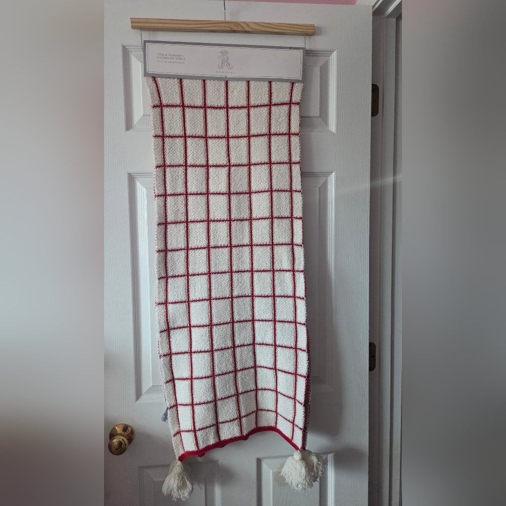 Rachel Ashwell Table Runner NEW